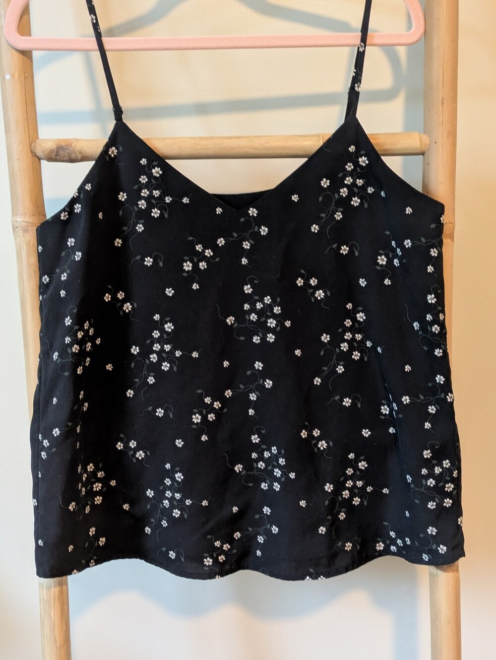 XS Simons Black Floral Spaghetti Strap Camisole